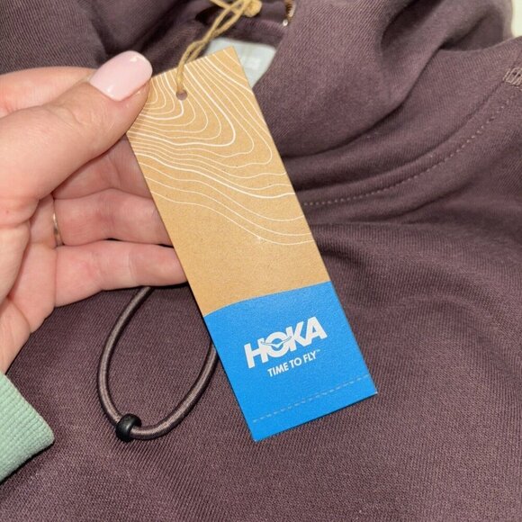NWT Men’s Hoka Pullover In Color Raisin Size Small MSRP $78 - Picture 10 of 13